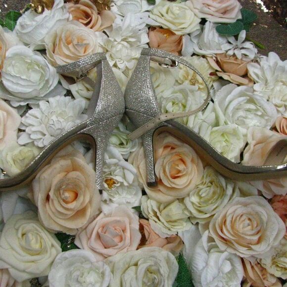 NIB Nina metallic heels 6 - Picture 6 of 11